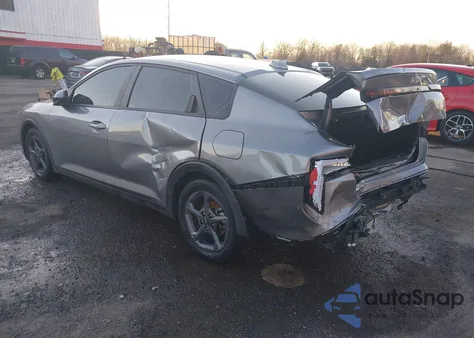 2025 Kia K4 Lxs from USA, damaged, VIN 3KPFT4DE8SE005469